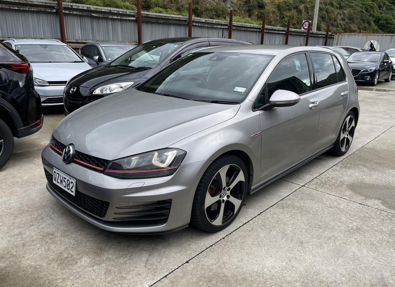 2015 Volkswagen Golf