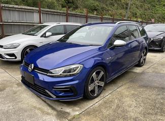 2019 Volkswagen Golf R - Thumbnail