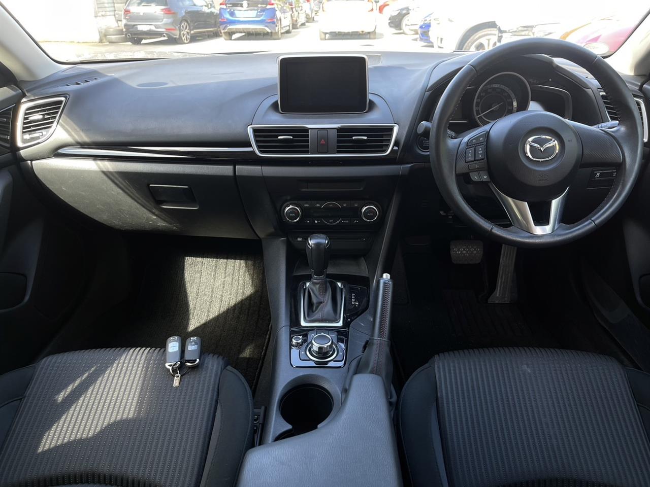 2013 Mazda Axela