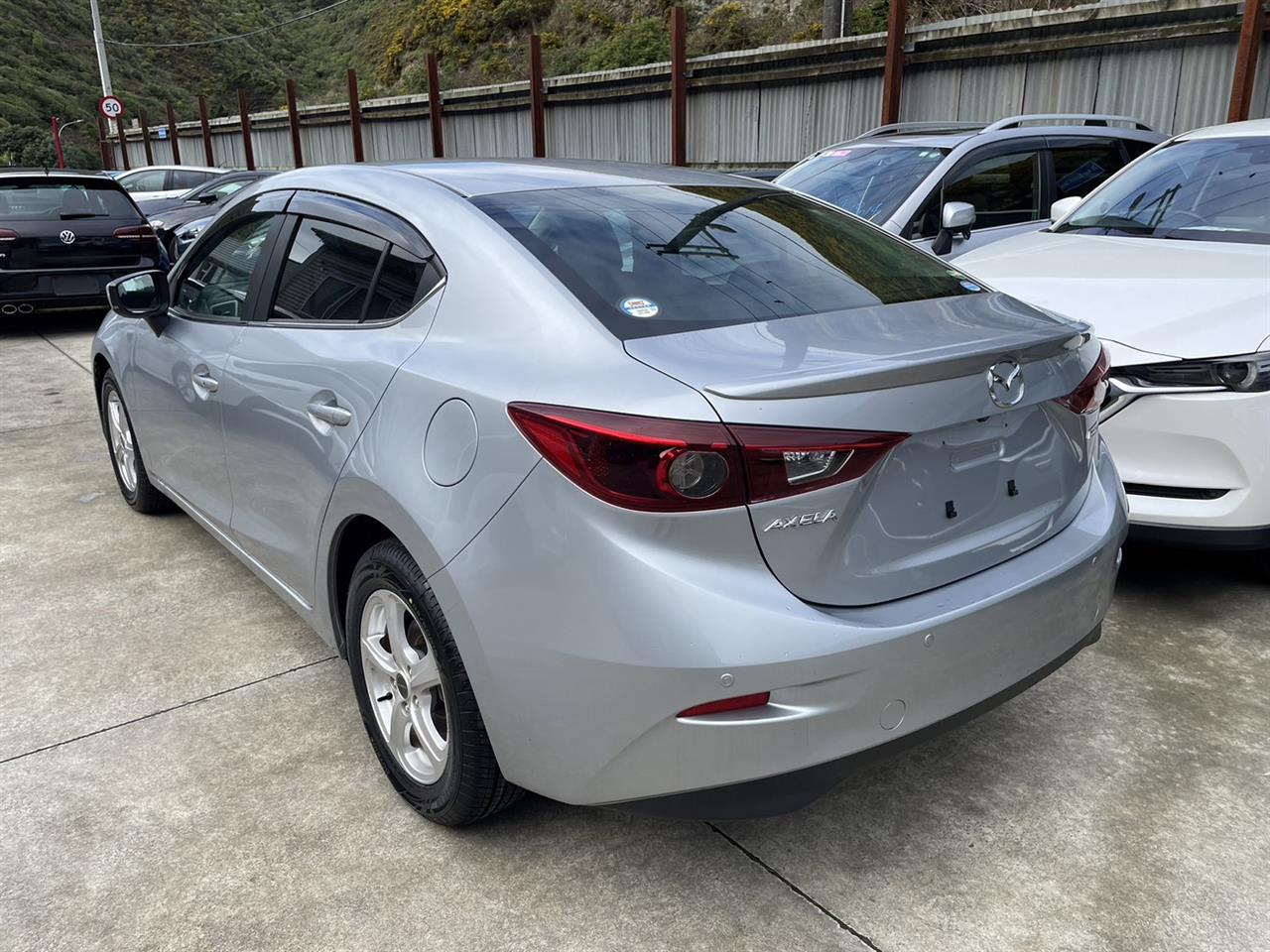 2019 Mazda Axela