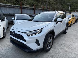 2020 Toyota RAV4 - Thumbnail