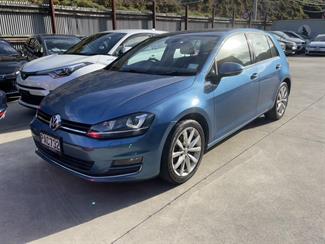 2016 Volkswagen Golf - Thumbnail