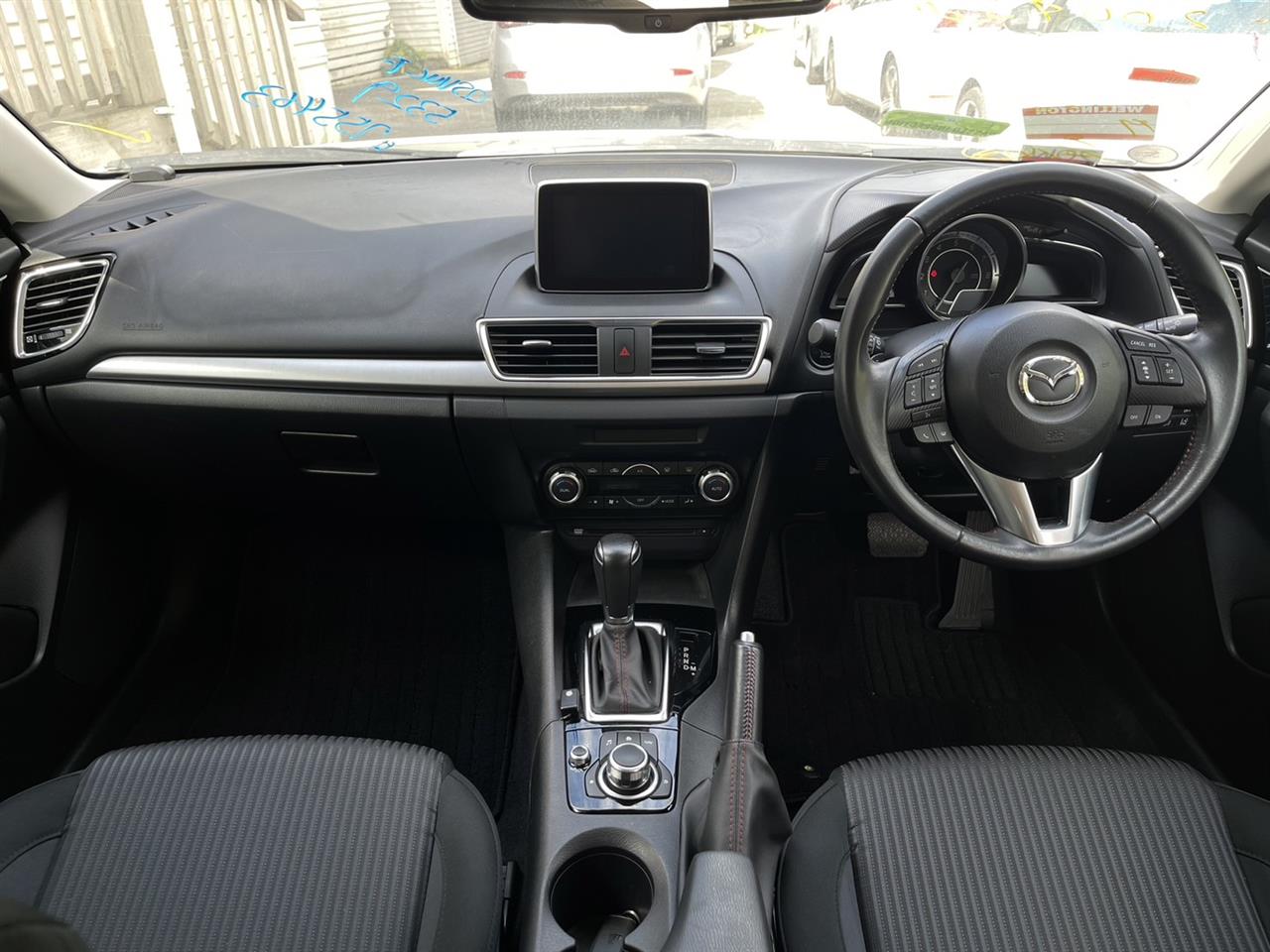 2015 Mazda Axela