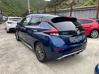 2019 Nissan Leaf - Thumbnail