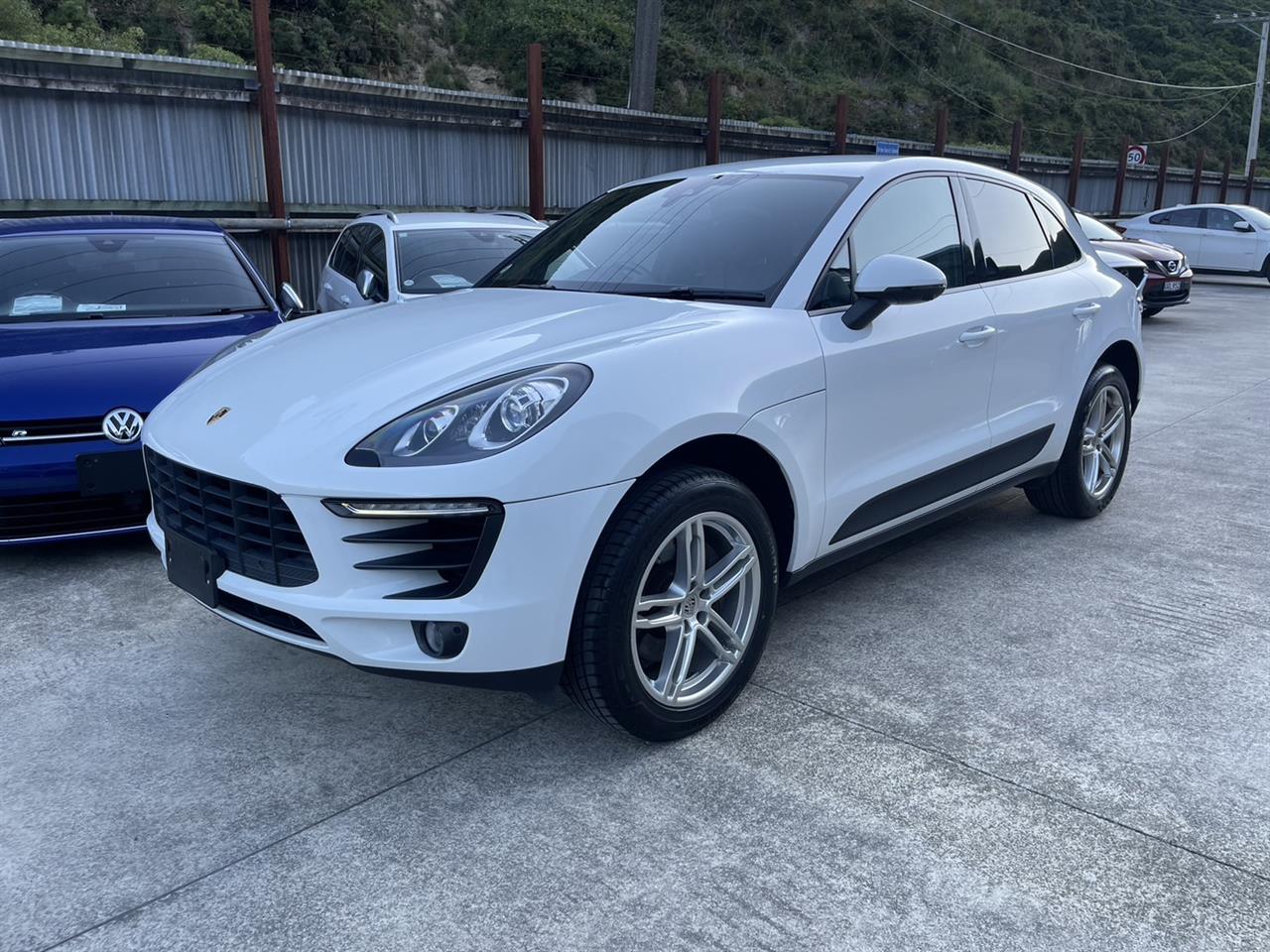 2017 Porsche Macan